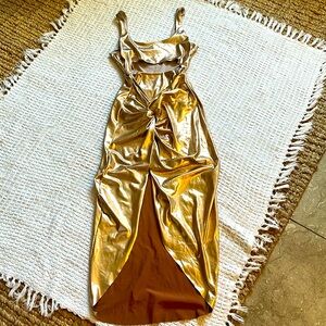 Meek Gold stretch cuttout dress roushed front sz L